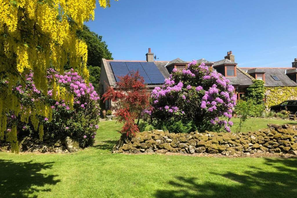 Serene Countryside Home With Manicured Gardens Stonehaven Kültér fotó